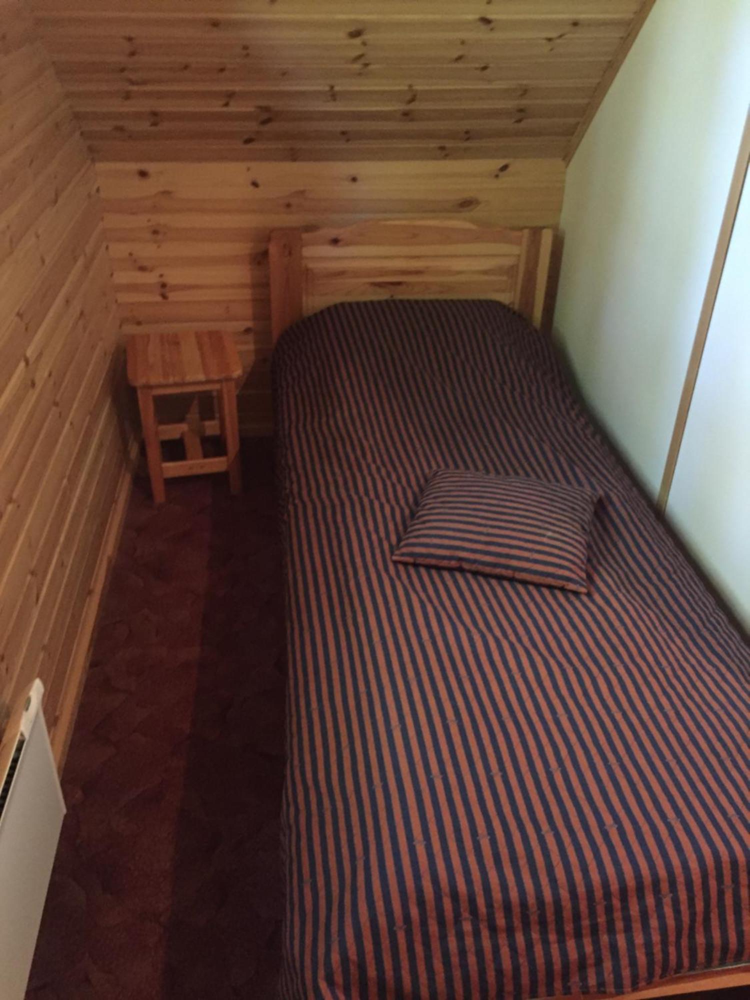 Laane Pansion Bed & Breakfast แกสมู ภายนอก รูปภาพ